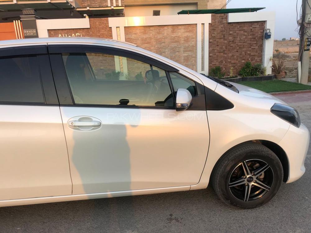 Toyota Vitz 2014 for Sale in Multan Toyota Vitz 2014 for Sale in Multan Image-5