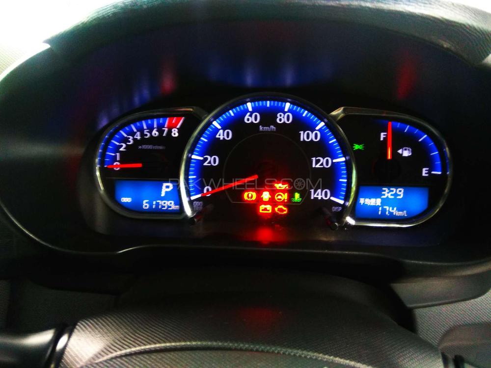 Daihatsu Move 2013 for Sale in Lahore Daihatsu Move 2013 for Sale in Lahore Image-12
