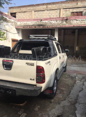 Toyota Hilux 2011 for Sale in Tarbela Image-1