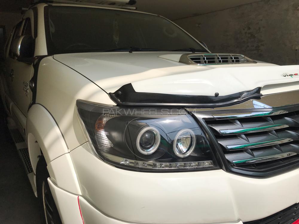 Toyota Hilux 2014 for Sale in Lahore Toyota Hilux 2014 for Sale in Lahore Image-11