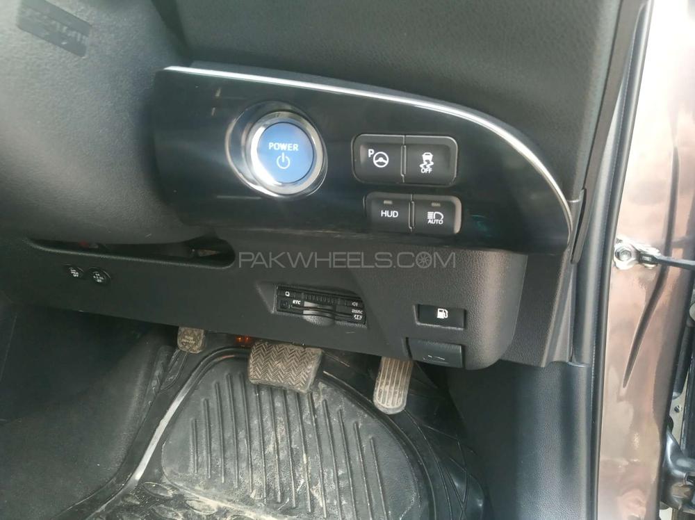 Toyota Prius 2016 for Sale in Faisalabad Toyota Prius 2016 for Sale in Faisalabad Image-6