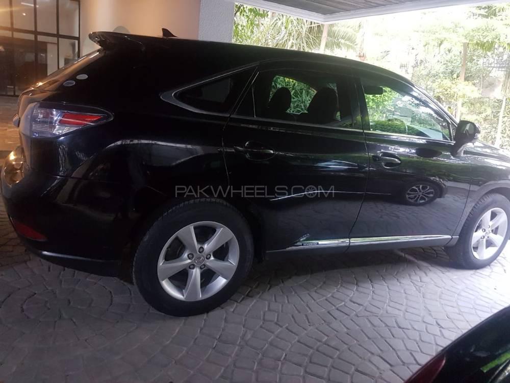 Lexus RX Series 2011 for Sale in Lahore Lexus RX Series 2011 for Sale in Lahore Image-7