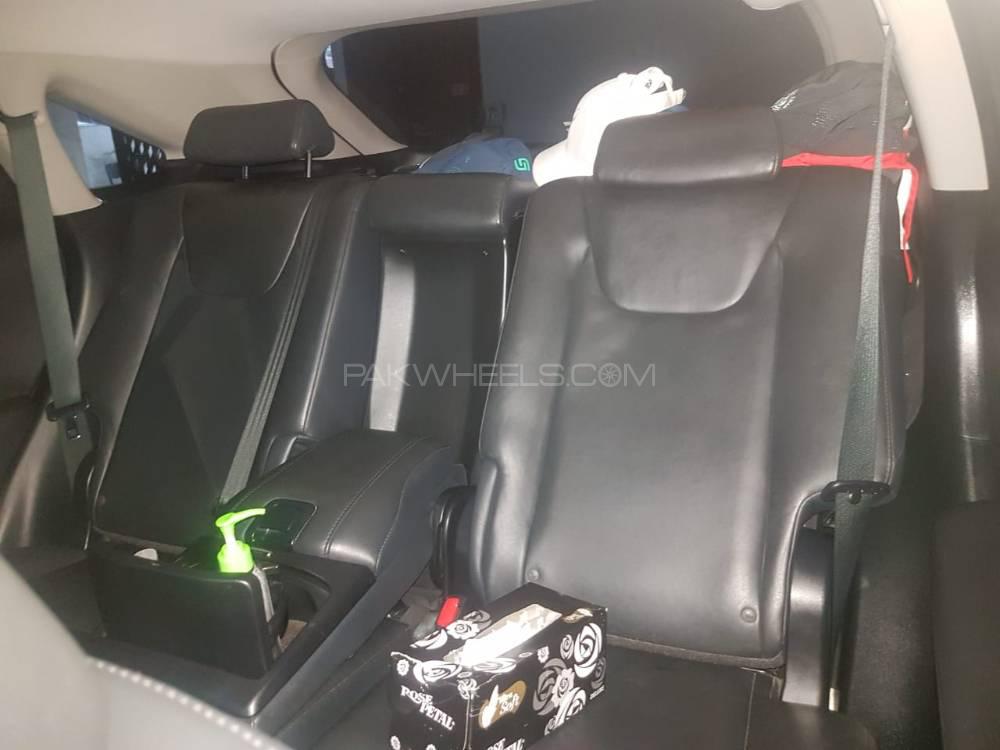 Lexus RX Series 2011 for Sale in Lahore Lexus RX Series 2011 for Sale in Lahore Image-8