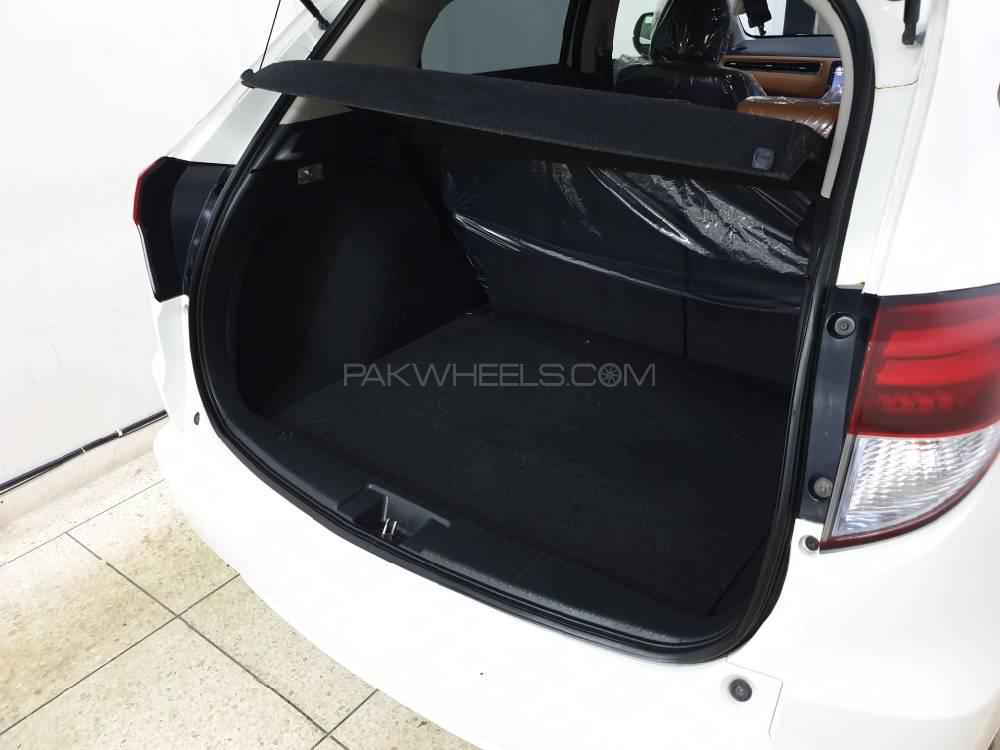 Honda Vezel 2015 for Sale in Karachi Honda Vezel 2015 for Sale in Karachi Image-20