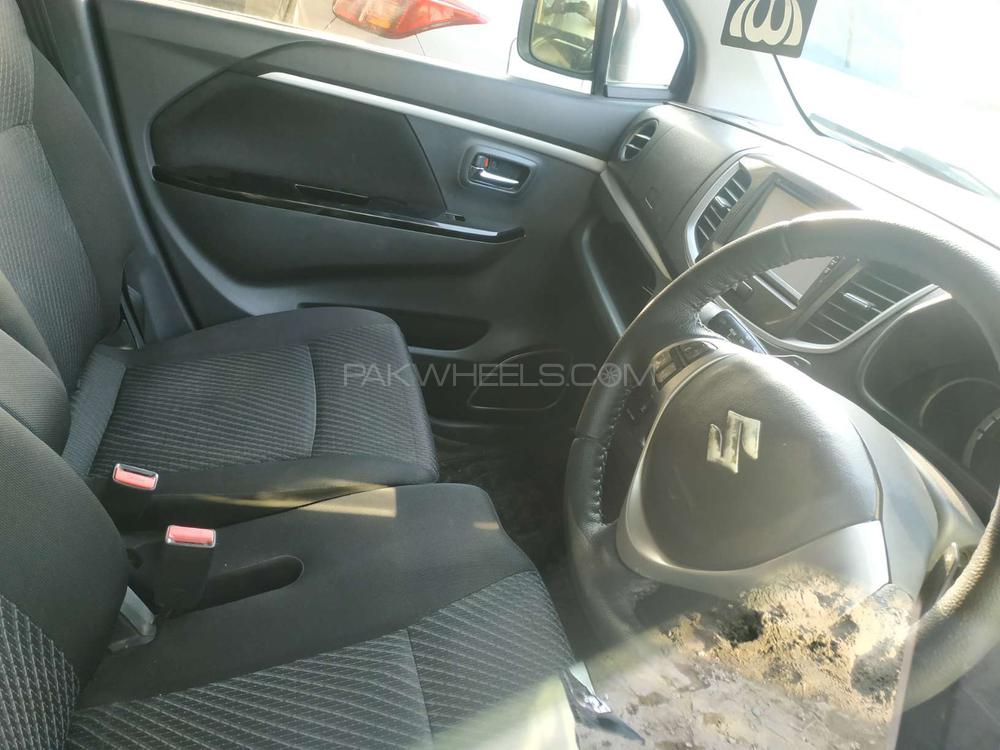 Suzuki Wagon R 2013 for Sale in Peshawar Suzuki Wagon R 2013 for Sale in Peshawar Image-4