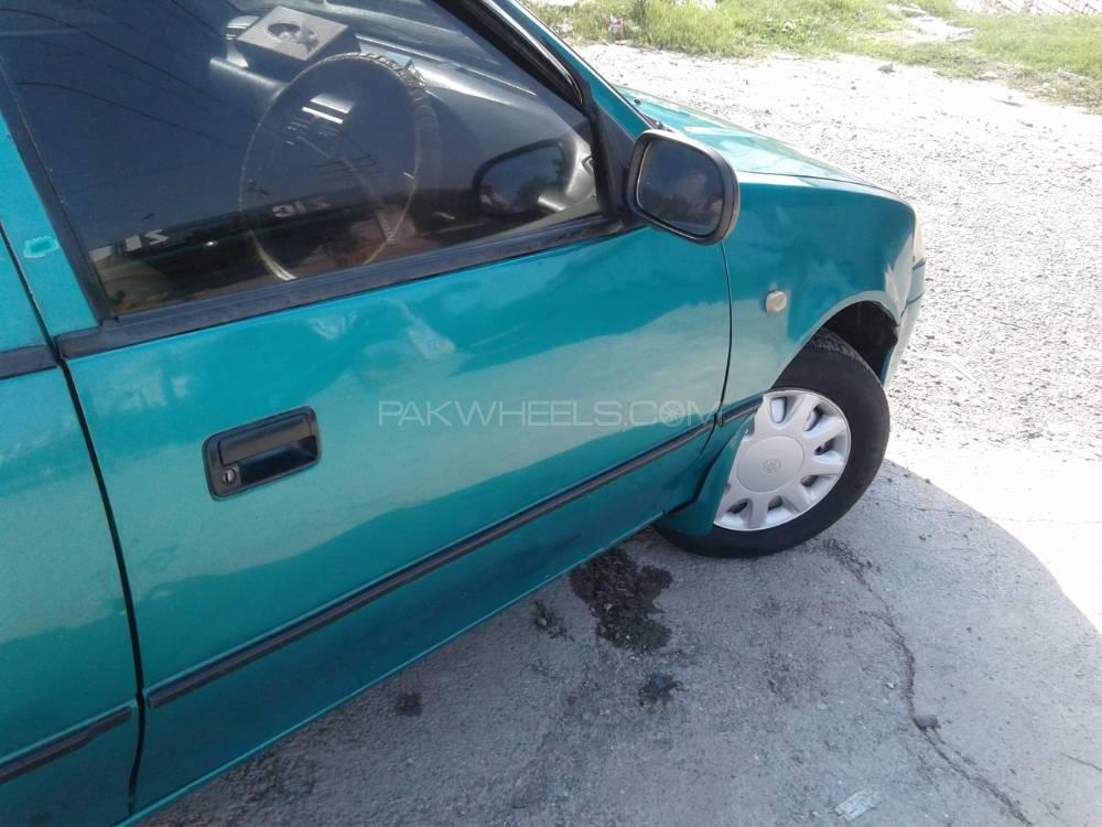 Suzuki Cultus 2001 for Sale in Peshawar Suzuki Cultus 2001 for Sale in Peshawar Image-3