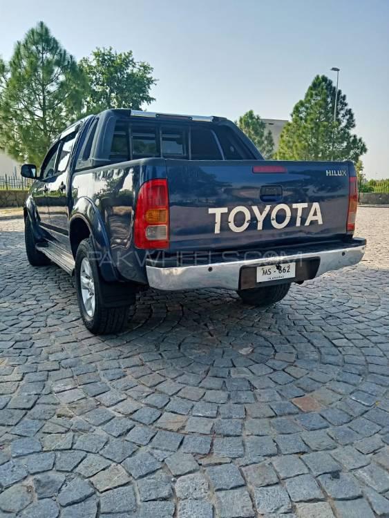 Toyota Hilux 2007 for Sale in Islamabad Toyota Hilux 2007 for Sale in Islamabad Image-6