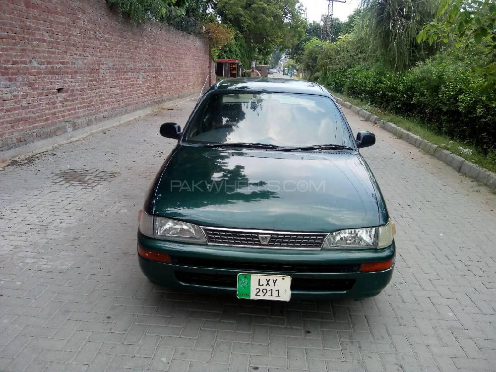 Toyota Corolla 2001 for Sale in Lahore Image-1
