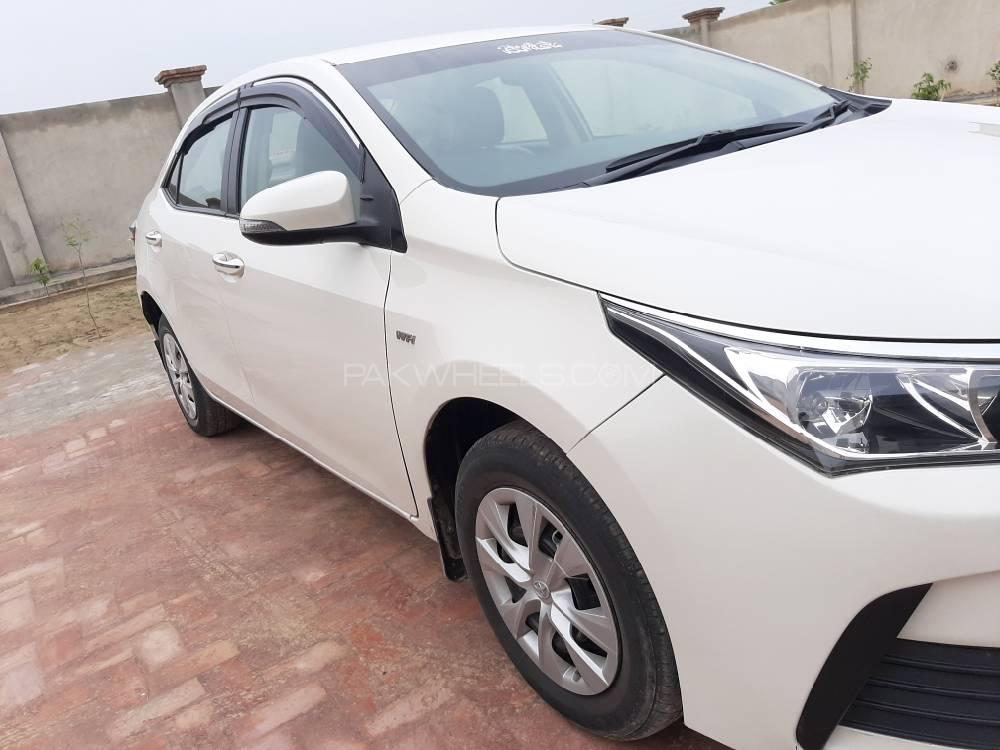 Toyota Corolla 2017 for Sale in Bahawalpur Toyota Corolla 2017 for Sale in Bahawalpur Image-9