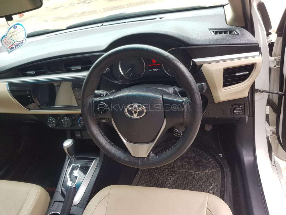 Toyota Corolla 2014 for Sale in Islamabad Toyota Corolla 2014 for Sale in Islamabad Image-11