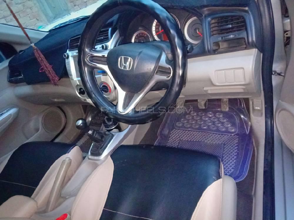 Honda City 2013 for Sale in Hyderabad Honda City 2013 for Sale in Hyderabad Image-2
