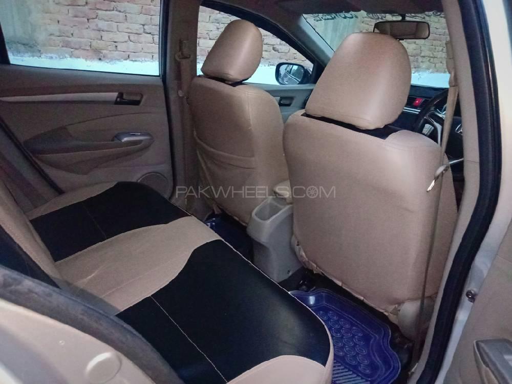 Honda City 2013 for Sale in Hyderabad Honda City 2013 for Sale in Hyderabad Image-10