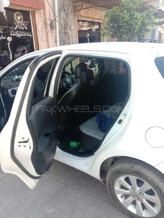 Toyota Vitz 2013 for Sale in Sargodha Toyota Vitz 2013 for Sale in Sargodha Image-8