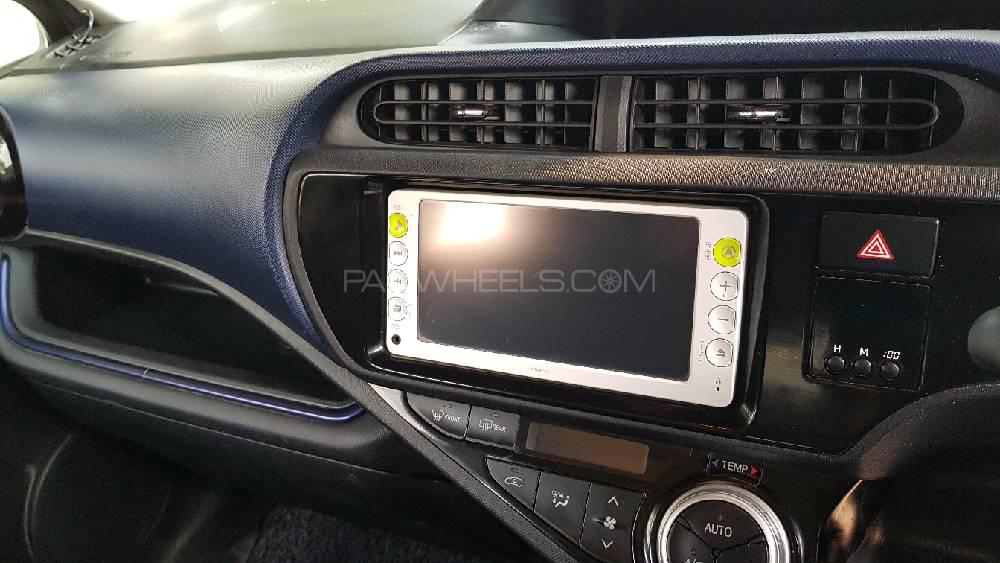 Toyota Aqua 2015 for Sale in Peshawar Toyota Aqua 2015 for Sale in Peshawar Image-4