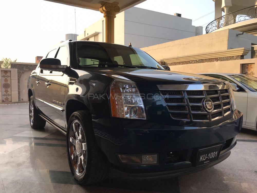 Cadillac Escalade Ext 2007 for Sale in Lahore Image-1