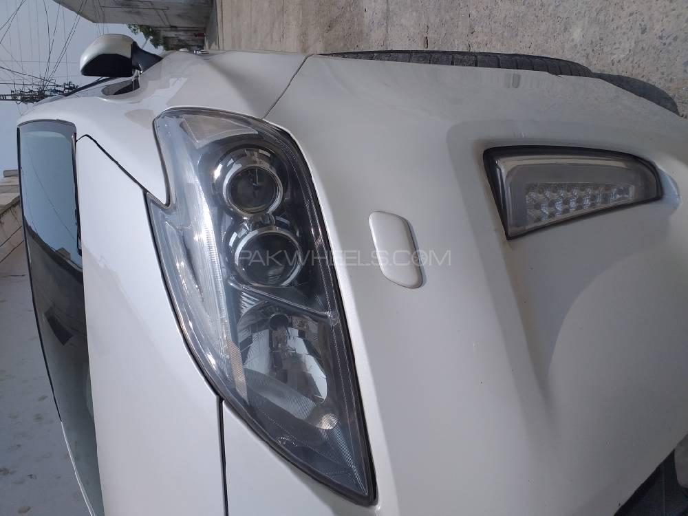 Toyota Prius 2012 for Sale in Nowshera cantt Image-1