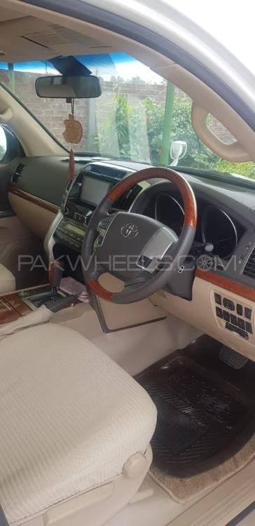 Toyota Land Cruiser 2012 for Sale in Lahore Toyota Land Cruiser 2012 for Sale in Lahore Image-2