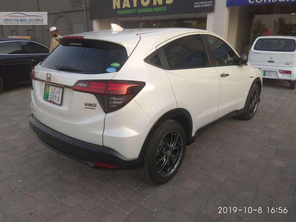 Honda Vezel 2018 for Sale in Lahore Honda Vezel 2018 for Sale in Lahore Image-4