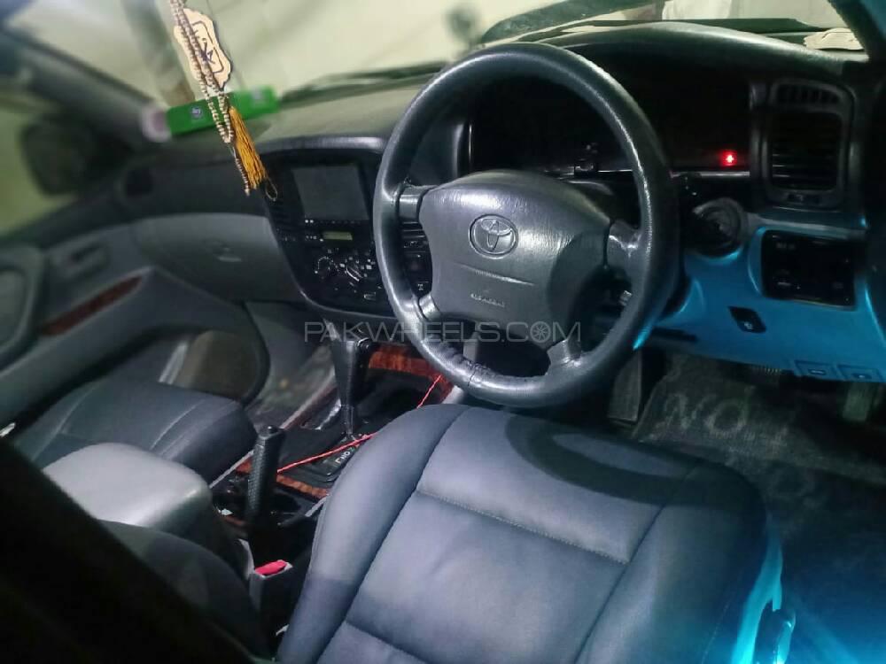 Toyota Land Cruiser 2001 for Sale in Karachi Toyota Land Cruiser 2001 for Sale in Karachi Image-4