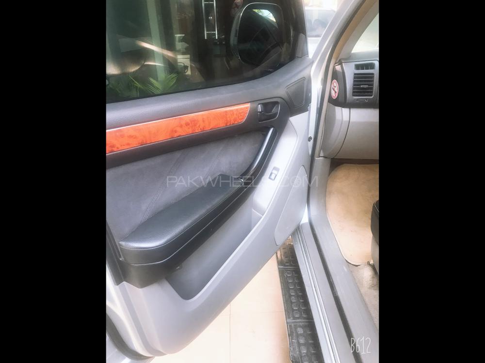 Toyota Surf 2004 for Sale in Islamabad Toyota Surf 2004 for Sale in Islamabad Image-9