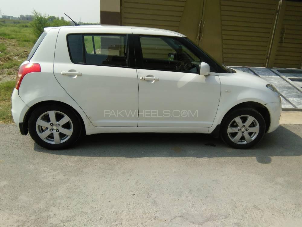 Suzuki Swift 2016 for Sale in Lahore Suzuki Swift 2016 for Sale in Lahore Image-3