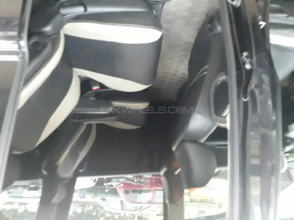 Honda Freed 2012 for Sale in Karachi Honda Freed 2012 for Sale in Karachi Image-13