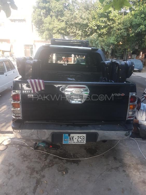 Toyota Hilux 2005 for Sale in Islamabad Toyota Hilux 2005 for Sale in Islamabad Image-9