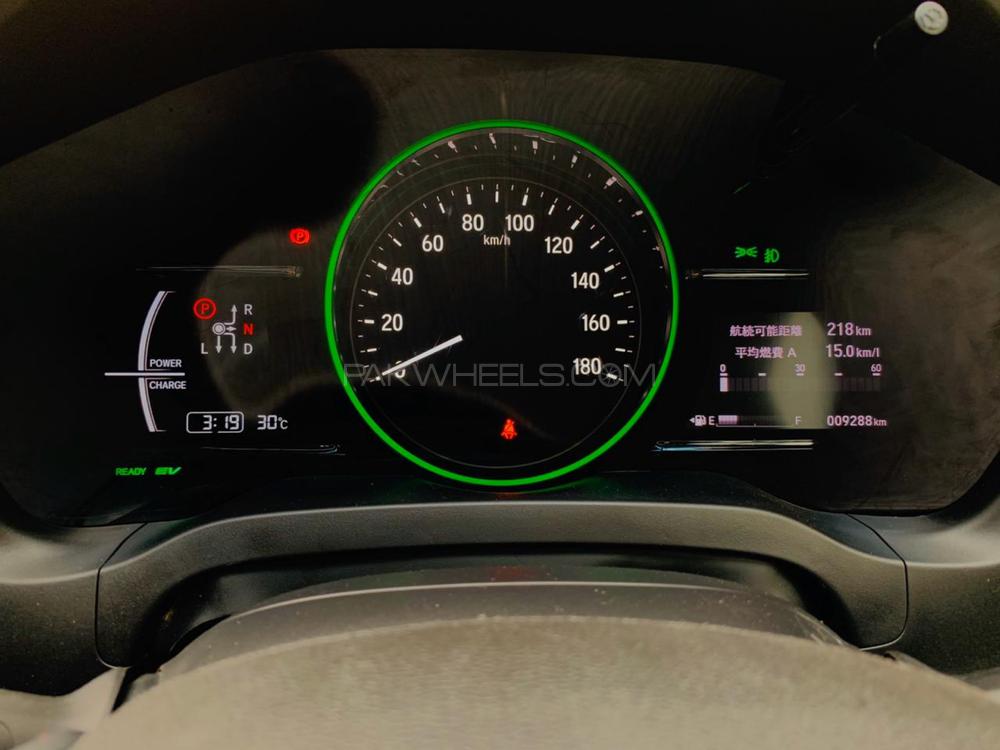 Honda Vezel 2018 for Sale in Lahore Honda Vezel 2018 for Sale in Lahore Image-9