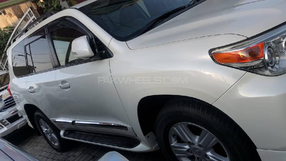 Toyota Land Cruiser 2012 for Sale in Lahore Toyota Land Cruiser 2012 for Sale in Lahore Image-4