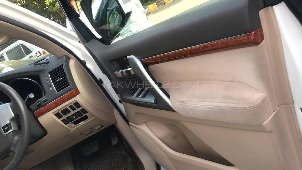Toyota Land Cruiser 2012 for Sale in Lahore Toyota Land Cruiser 2012 for Sale in Lahore Image-5
