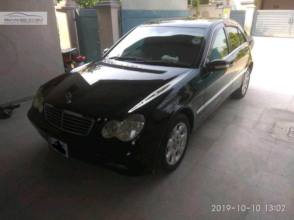 Mercedes Benz C Class 2004 for Sale in Lahore Mercedes Benz C Class 2004 for Sale in Lahore Image-3