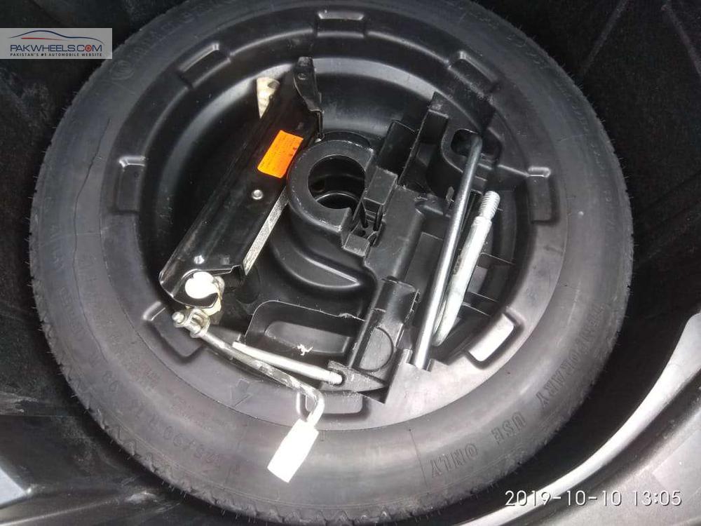 Mercedes Benz C Class 2004 for Sale in Lahore Mercedes Benz C Class 2004 for Sale in Lahore Image-15