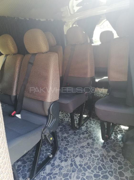 Toyota Hiace 2013 for Sale in Jhelum Toyota Hiace 2013 for Sale in Jhelum Image-8