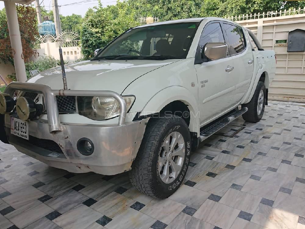 Mitsubishi Triton 2012 for Sale in Lahore Mitsubishi Triton 2012 for Sale in Lahore Image-3