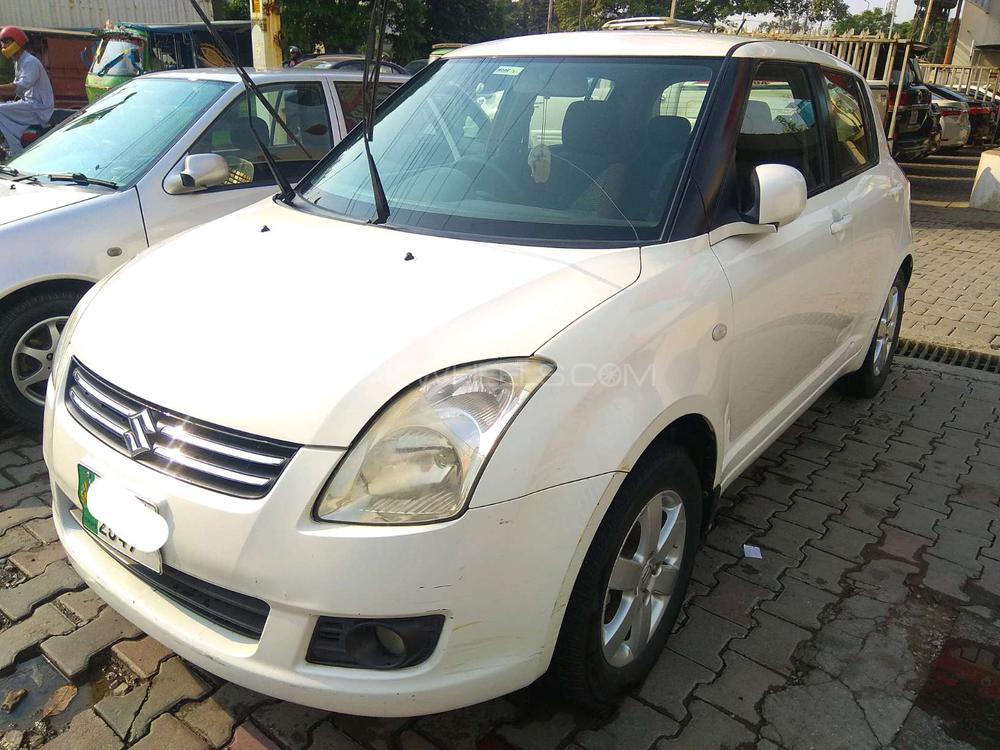 Suzuki Swift 2014 for Sale in Lahore Suzuki Swift 2014 for Sale in Lahore Image-3