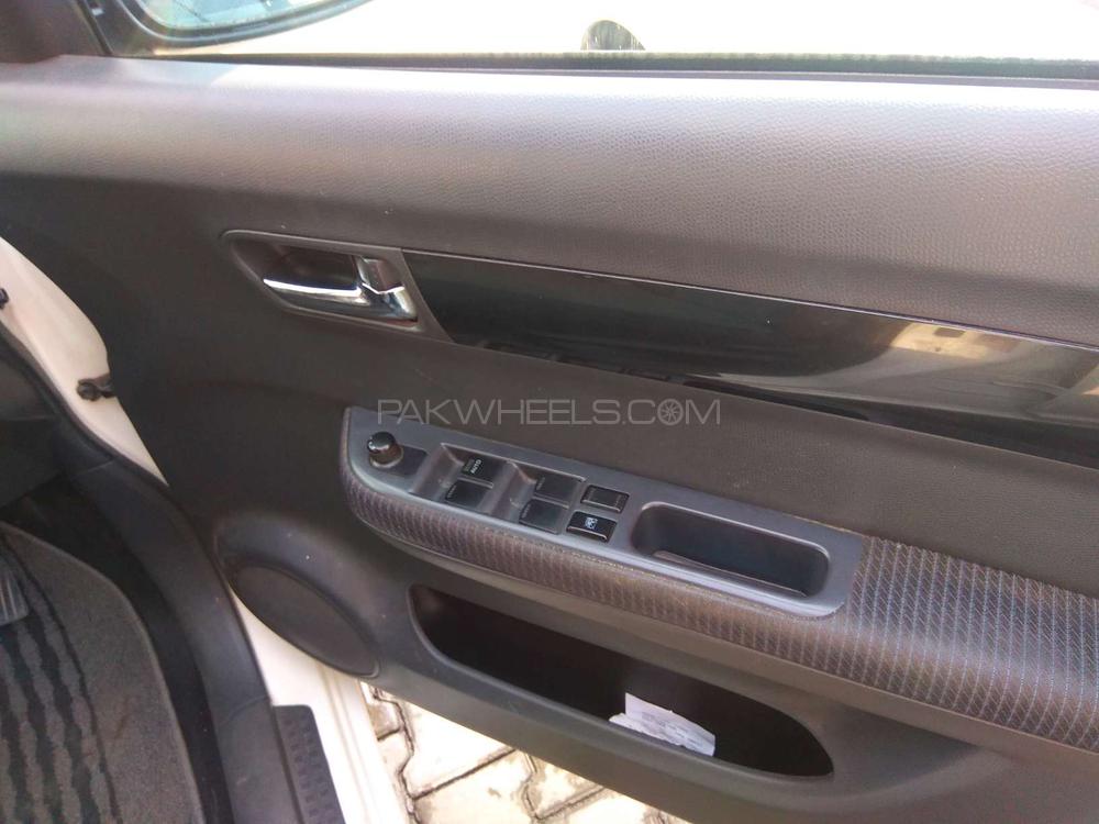 Suzuki Swift 2014 for Sale in Lahore Suzuki Swift 2014 for Sale in Lahore Image-8