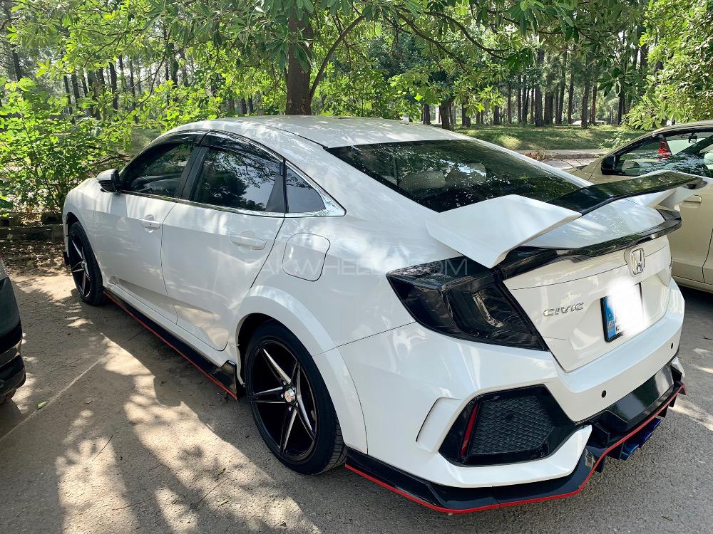 Honda Civic 2018 for Sale in Mandi bahauddin Honda Civic 2018 for Sale in Mandi bahauddin Image-4