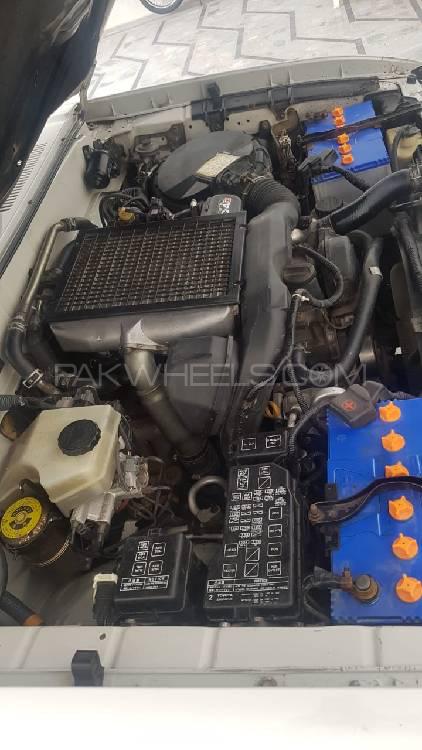 Toyota Prado 2002 for Sale in Peshawar Toyota Prado 2002 for Sale in Peshawar Image-9