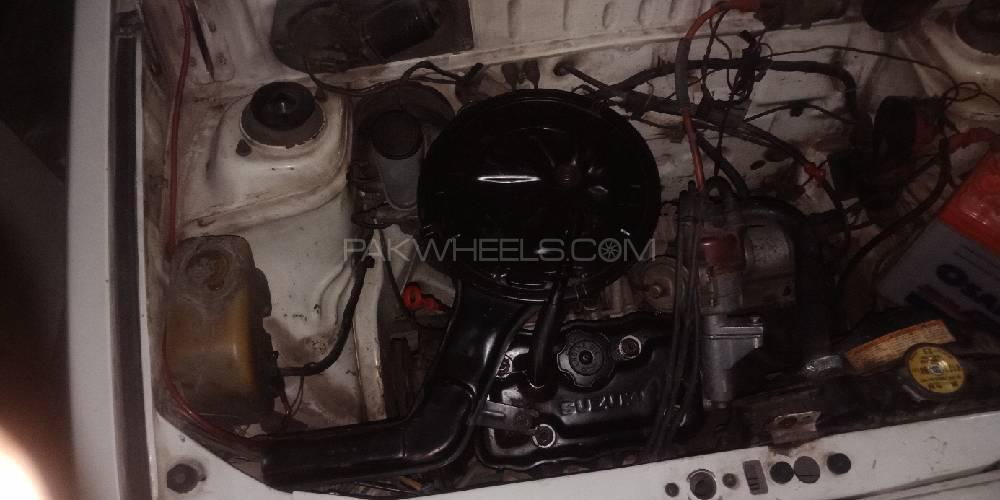 Suzuki Mehran 2005 for Sale in Lahore Suzuki Mehran 2005 for Sale in Lahore Image-10