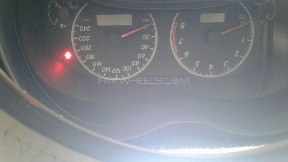 Toyota Corolla 2014 for Sale in Karachi Toyota Corolla 2014 for Sale in Karachi Image-9