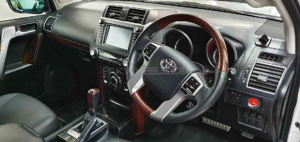 Toyota Prado 2014 for Sale in Lahore Toyota Prado 2014 for Sale in Lahore Image-16