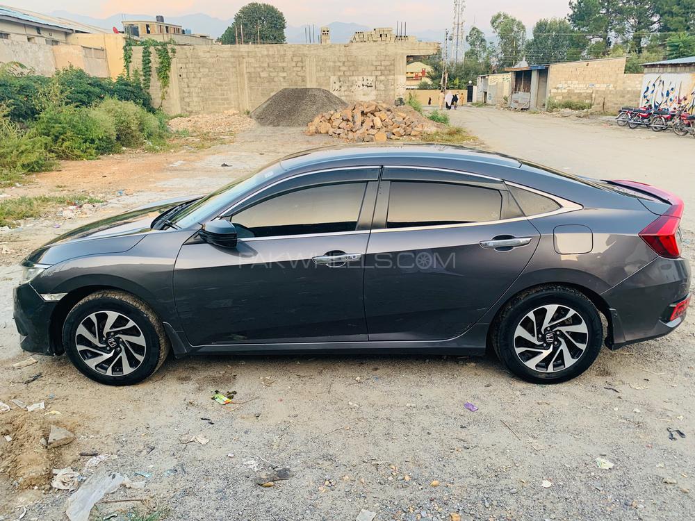 ہونڈا سوک 2016 for Sale in ایبٹ آباد ہونڈا سوک 2016 for Sale in ایبٹ آباد Image-3