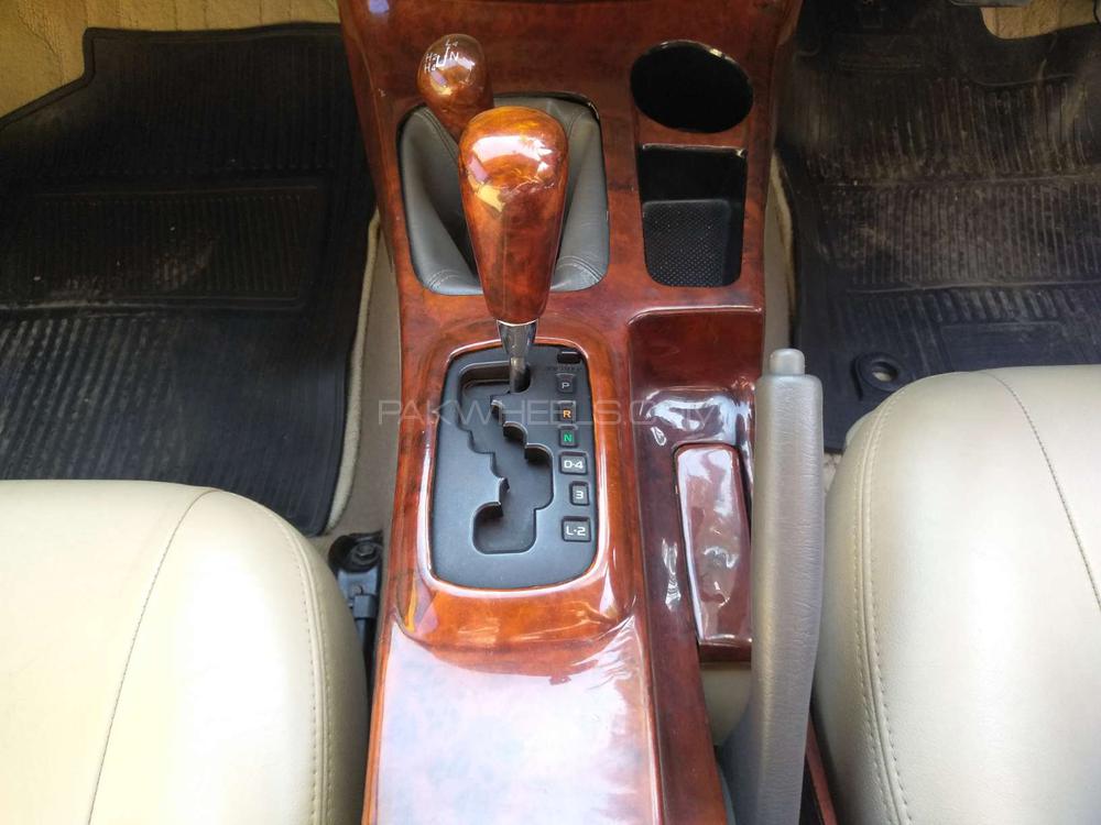 Toyota Hilux 2013 for Sale in Karachi Toyota Hilux 2013 for Sale in Karachi Image-8