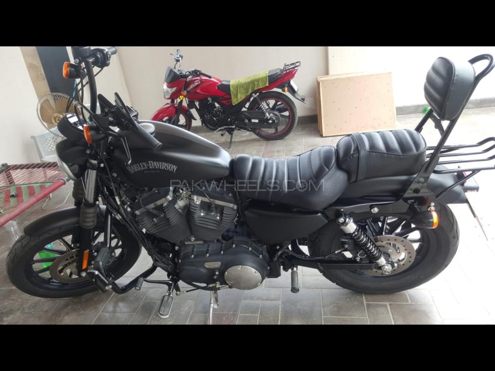 Harley Davidson 883 Custom 2015 for Sale Image-1