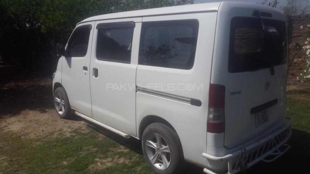 Toyota Town Ace 2009 for Sale in Chakwal Toyota Town Ace 2009 for Sale in Chakwal Image-4