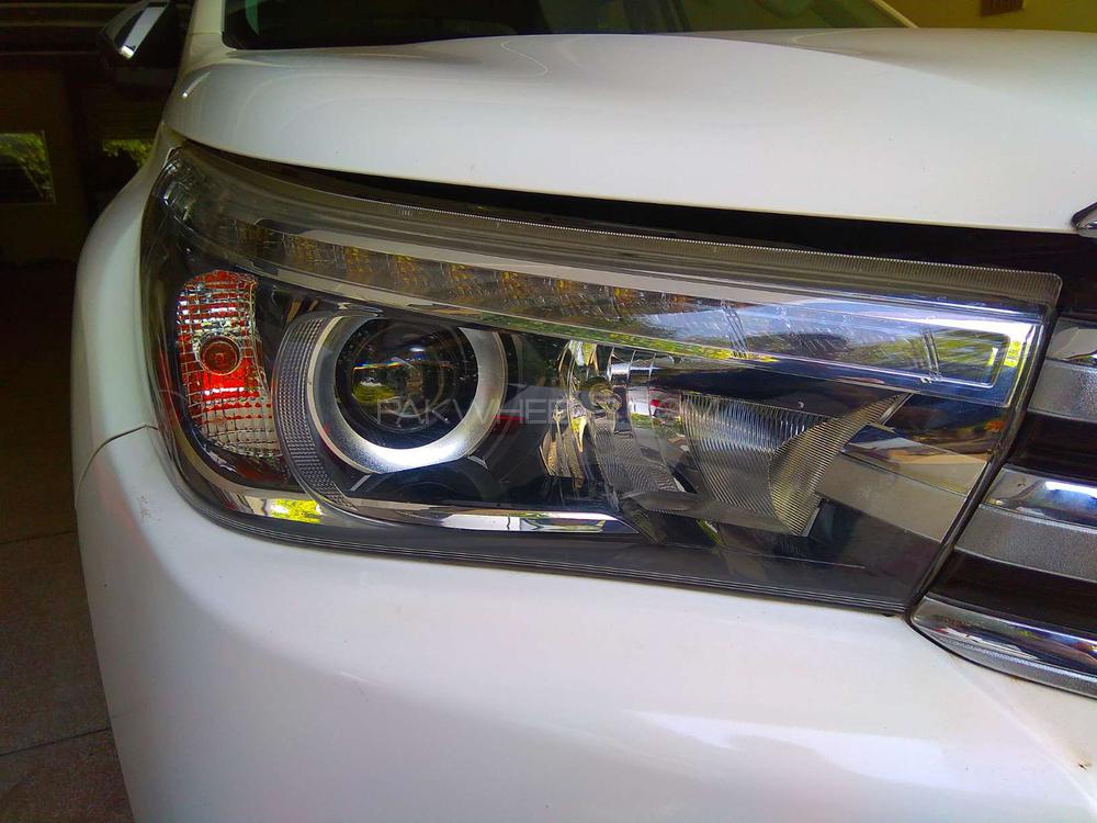 Toyota Hilux 2018 for Sale in Lahore Toyota Hilux 2018 for Sale in Lahore Image-11