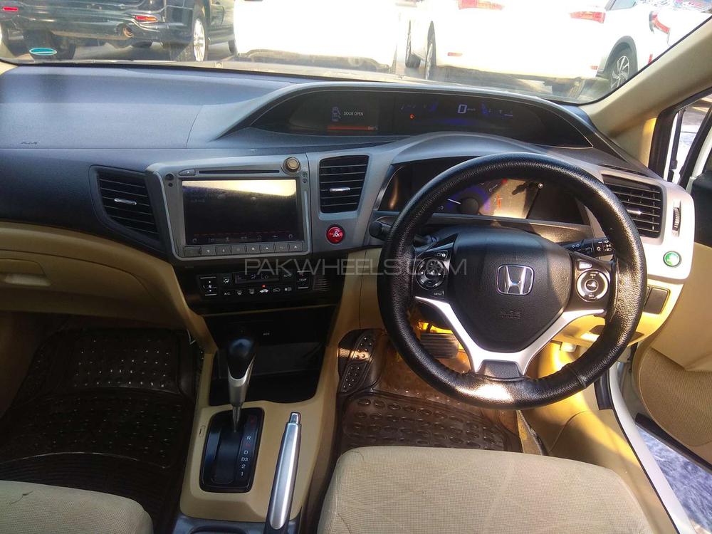 Honda Civic 2015 for Sale in Lahore Honda Civic 2015 for Sale in Lahore Image-11