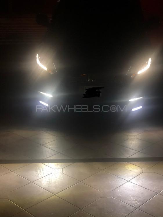 Honda Vezel 2017 for Sale in Lahore Honda Vezel 2017 for Sale in Lahore Image-16