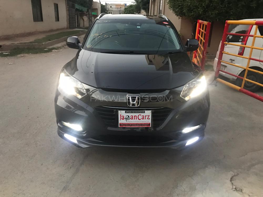 Honda Vezel 2017 for Sale in Lahore Honda Vezel 2017 for Sale in Lahore Image-12