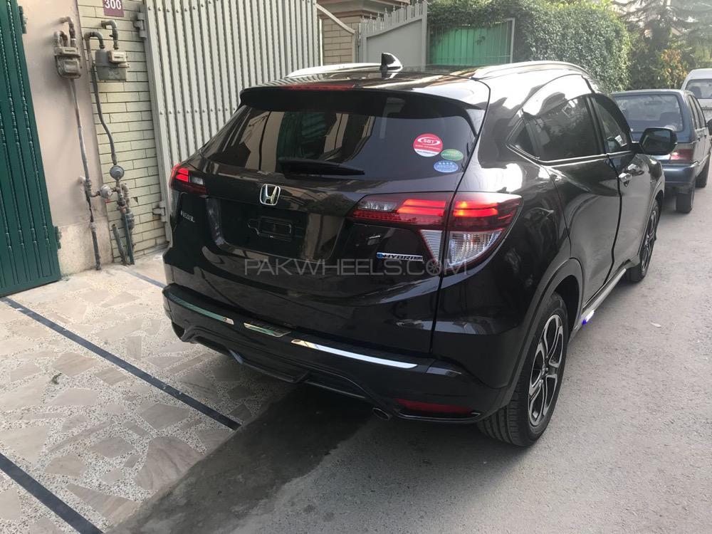 Honda Vezel 2017 for Sale in Lahore Honda Vezel 2017 for Sale in Lahore Image-5